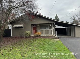 1218 Oak View Dr #1, Grants Pass, OR 97527