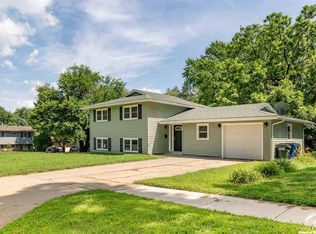 1703 Kent Ter, Lawrence, KS 66046