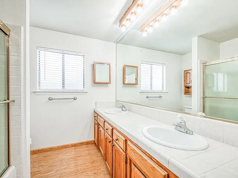 6376 N Forestiere Ave — Photo 6