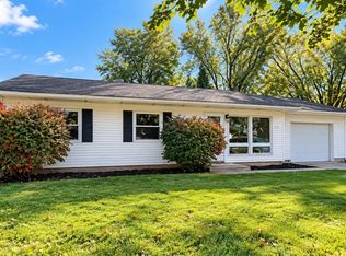 7427 Capri Dr, Fort Wayne, IN 46819