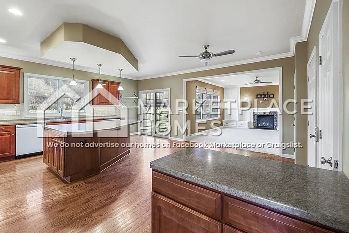 226 Morning Grove Ln — Photo 17