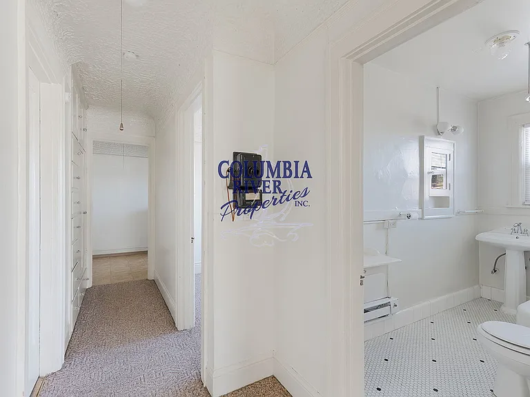 305 N Pacific Ave #202 — Photo 13