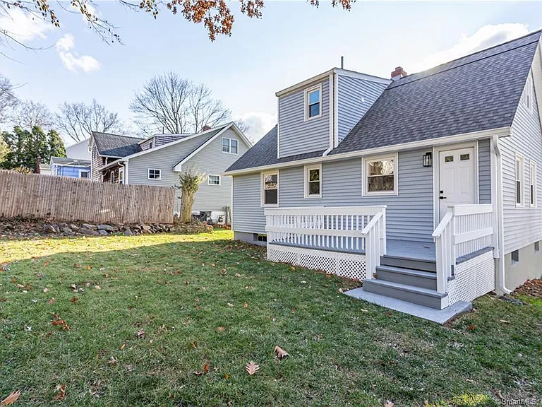 78 Rena Pl — Photo 21