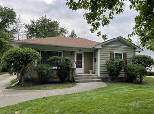 19 S Western Ave, Aurora, IL 60506