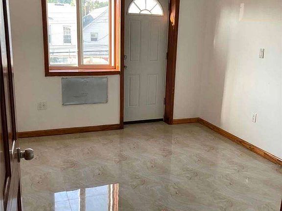 5th image of 9014 51st Ave #3A