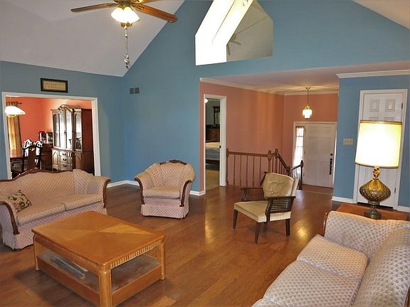 4th image of 4416 Ashford Pl #0