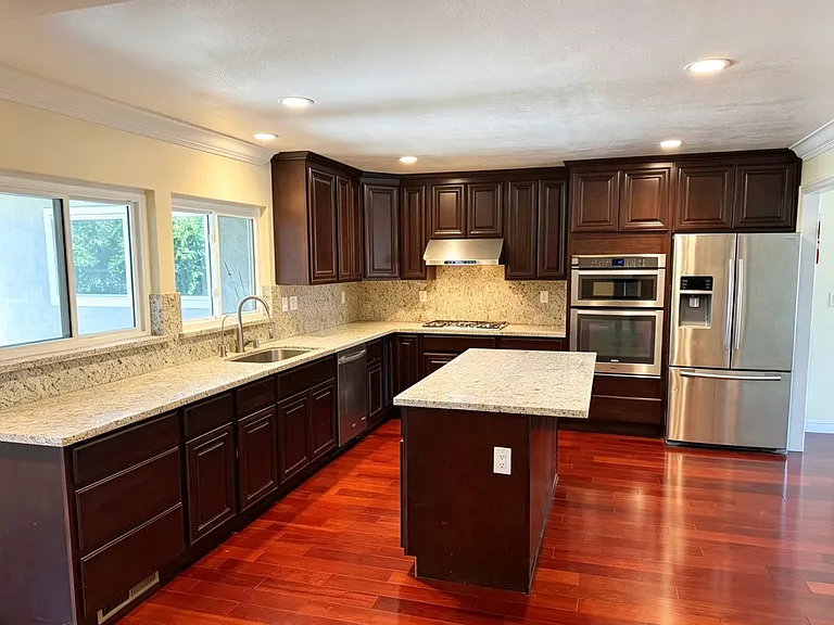1519 Casa De Ponselle — Photo 10