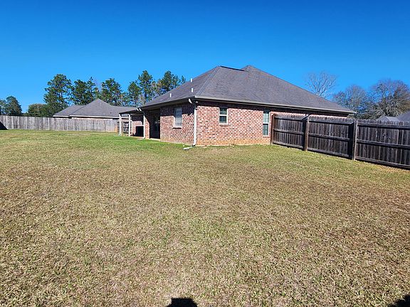 5th image of 504 Woodland Pkwy