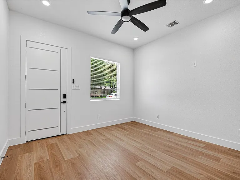 7840 Nashville St #B — Photo 27