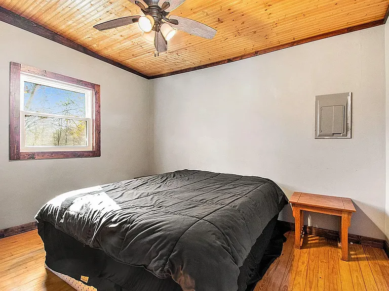 Maple Rd — Photo 7