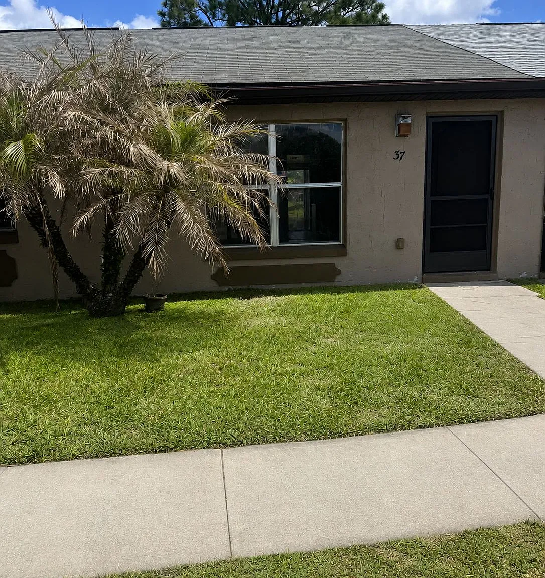 37 Las Brisas Way - 1 — Photo 1