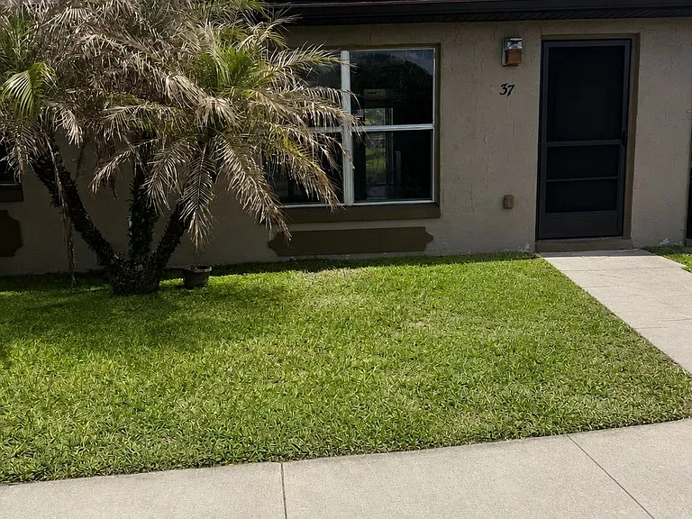 37 Las Brisas Way — Photo 1