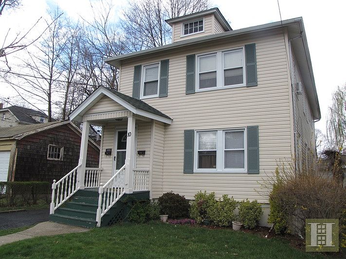 1st image of 10 Linden Ave #2