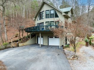 6217 Old Walland Hwy, Walland, TN 37886