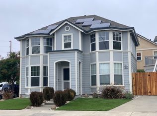 1979 Giffen Ave, Santa Rosa, CA 95407