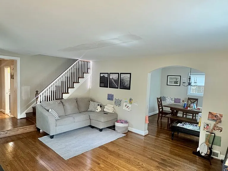 42 S Park Dr — Photo 3