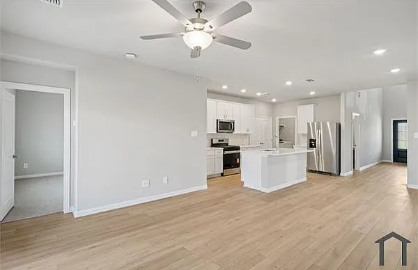 5709 Chasewood Dr — Photo 10