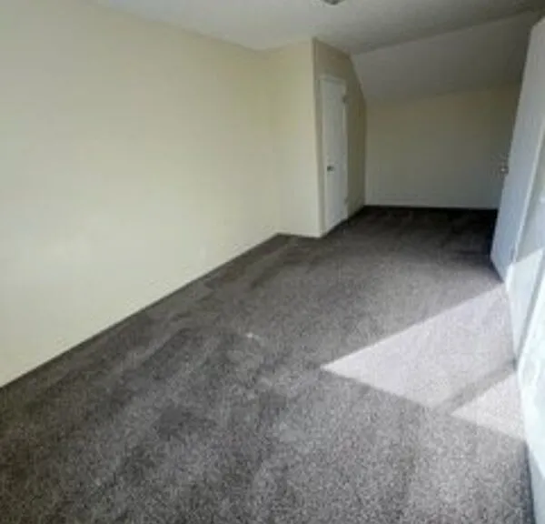 122 McKinley Ave — Photo 27