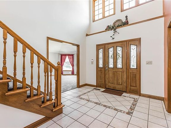 4th image of 1423 Laurel Oak Dr