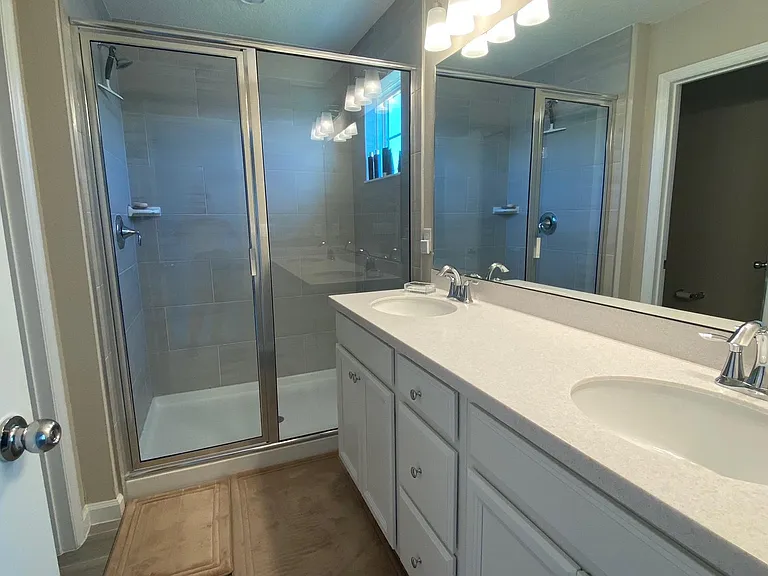 Mater Bath with Double Sinks