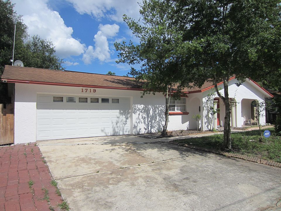 1st image of 1719 Sarazen Dr