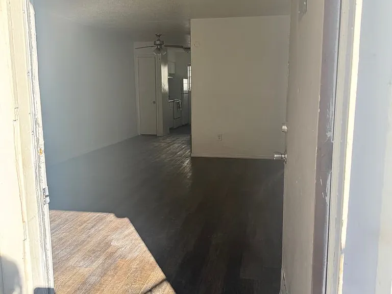 Campus Pointe Apartments — Photo 42