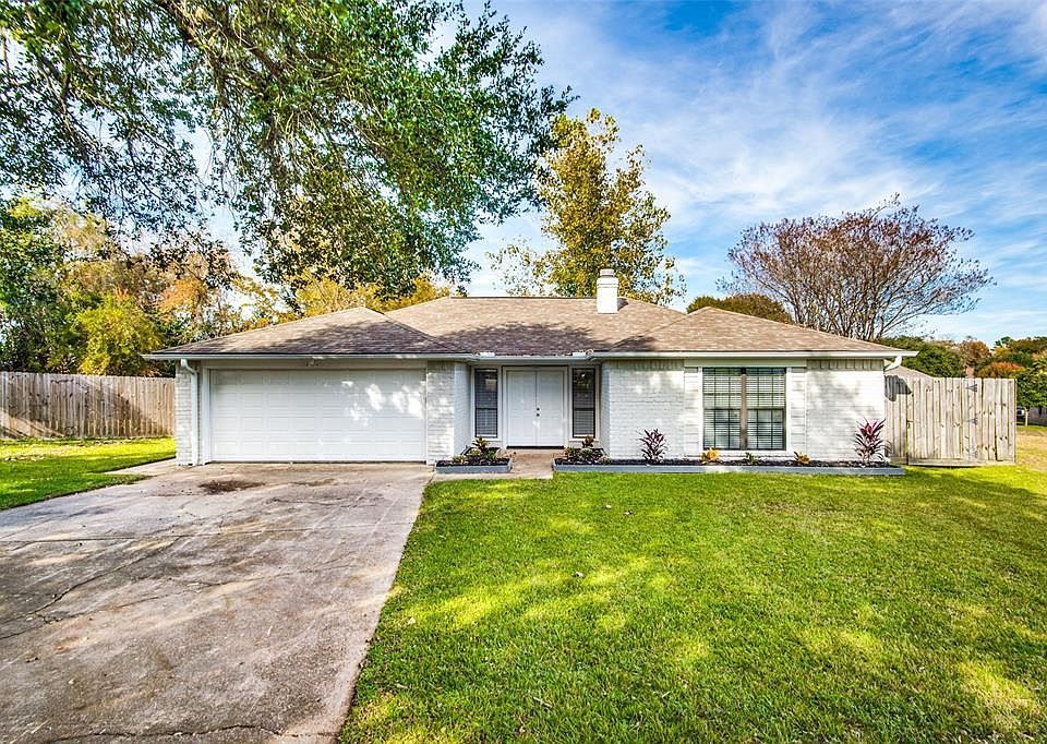 13344 Lake Breeze Ln, Willis, TX 77318 Zillow