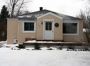 185 S Avery Rd, Waterford, MI 48328