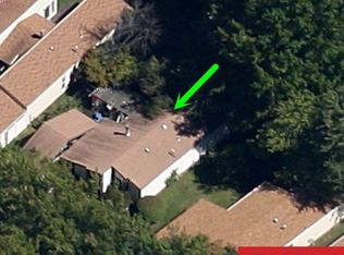 3334 Green Pasture Dr, Florissant, MO 63031