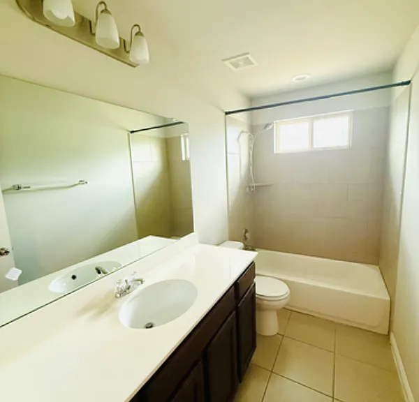 400 Eagle Brook Ln — Photo 12