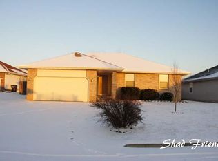 834 S Mahn Ave, Springfield, MO 65802