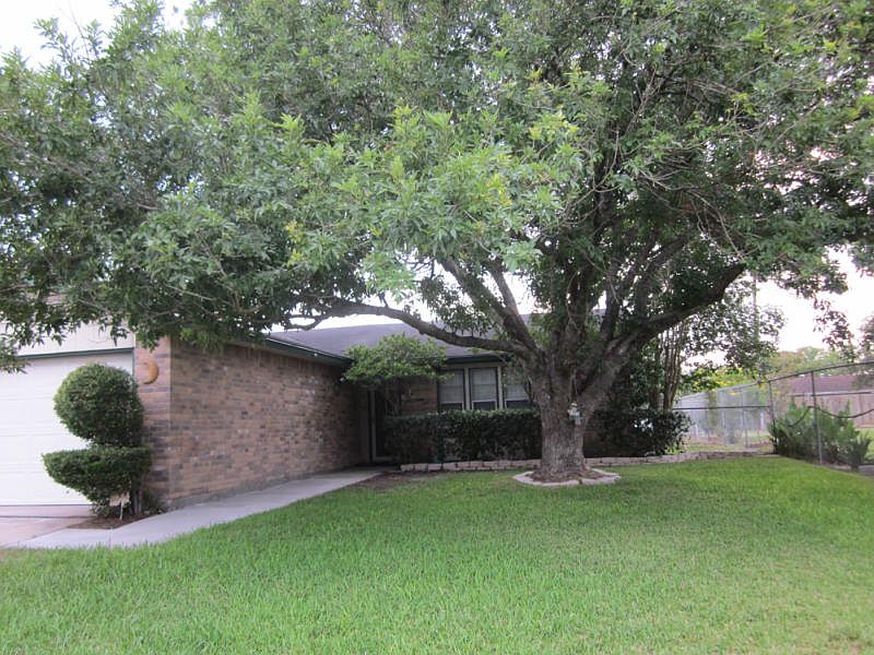 1st image of 2829 Sage Brush Dr