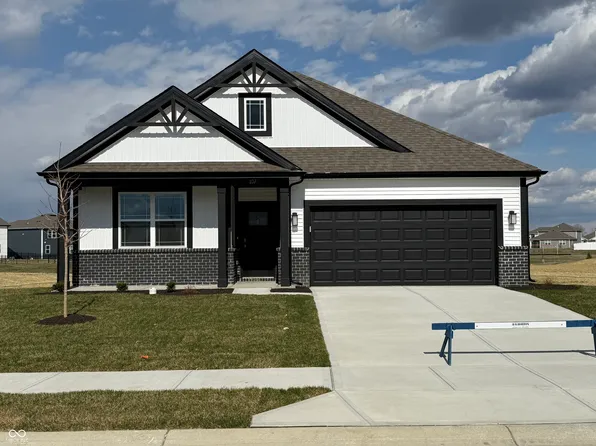 107 Marble Wood Dr, Danville, IN 46122