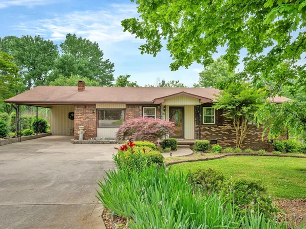 57 Florence St, Mc Ewen, TN 37101