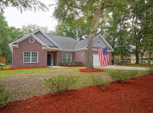 360 6th Ave, Mount Pleasant, SC 29464