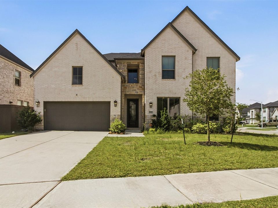 1st image of 29024 Red Loop Dr