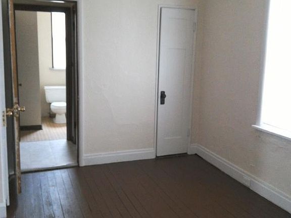 4th image of 3225 Gravois Ave #2F