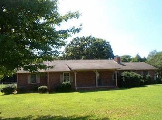24 Skyview Cres, Cartersville, GA 30120