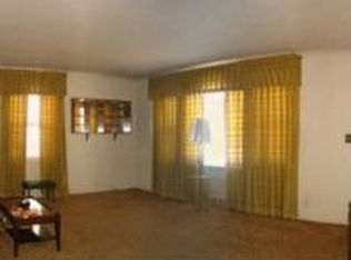 1611 Clement St, Crest Hill, IL 60403