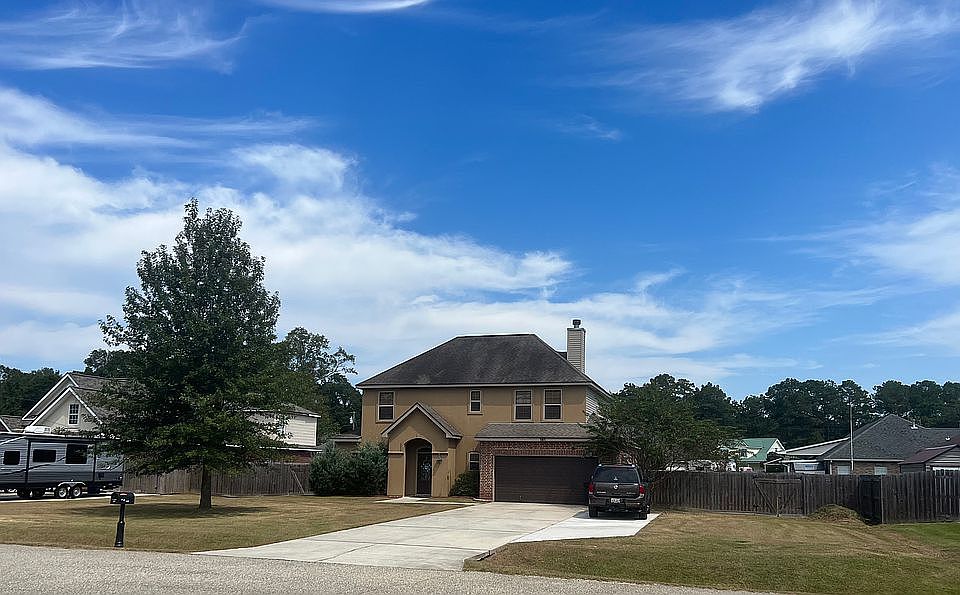 1st image of 161 Moldaner Ct