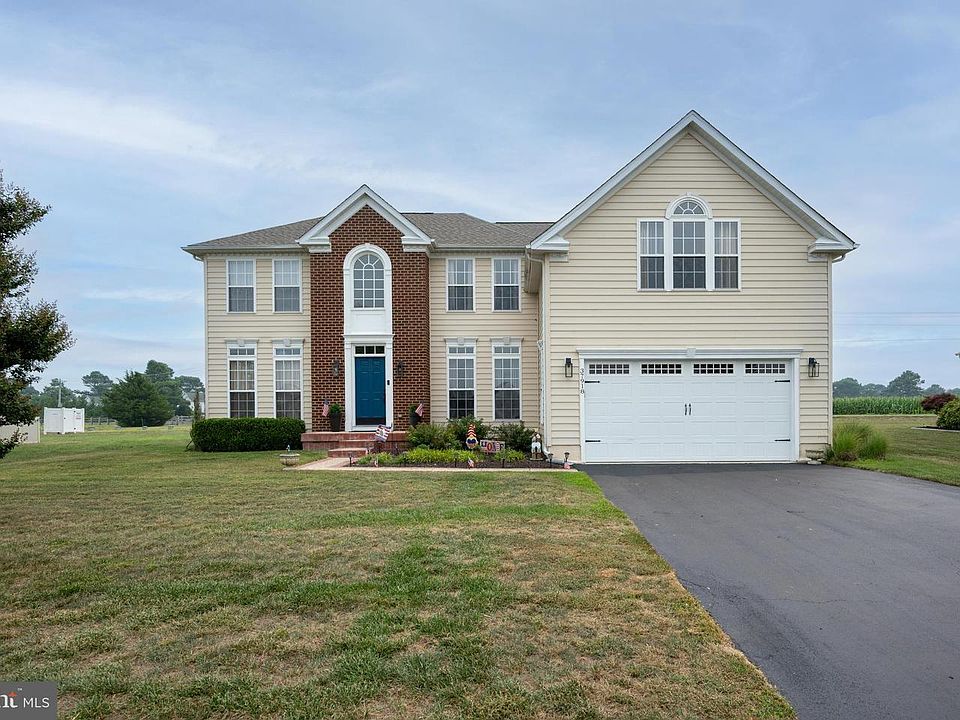 1st image of 37918 Bayview Cir E
