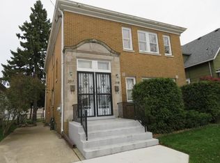 2719 73rd St, Kenosha, WI 53143