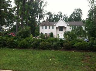 710 Curtis Ave, Edison, NJ 08820