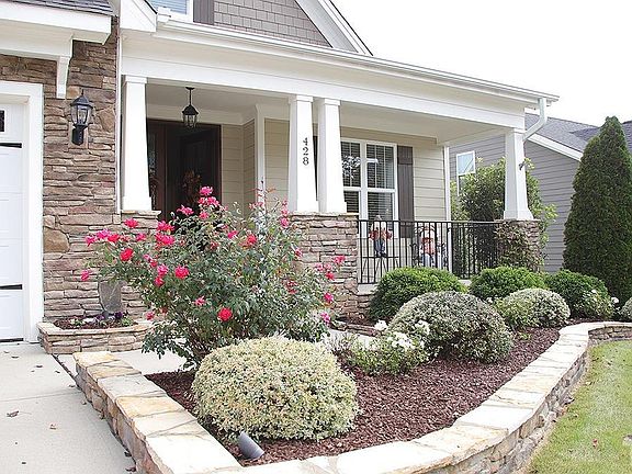 2nd image of 428 Kings Glen Way