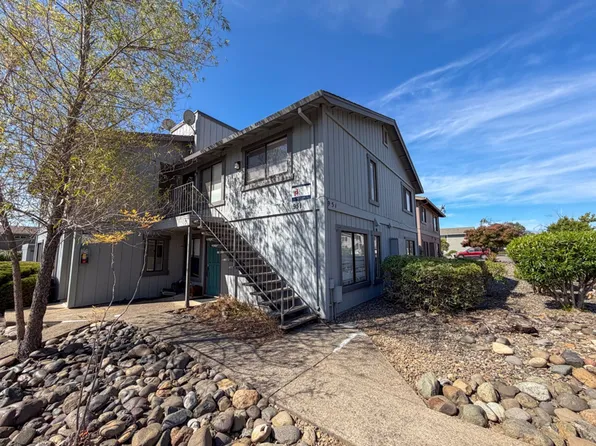 JamiesonCourt951, 951 Jamieson Ct APT 2, Redding, CA 96003