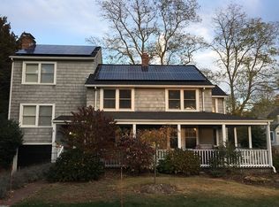 22 Bradbury St, Warren, RI 02885