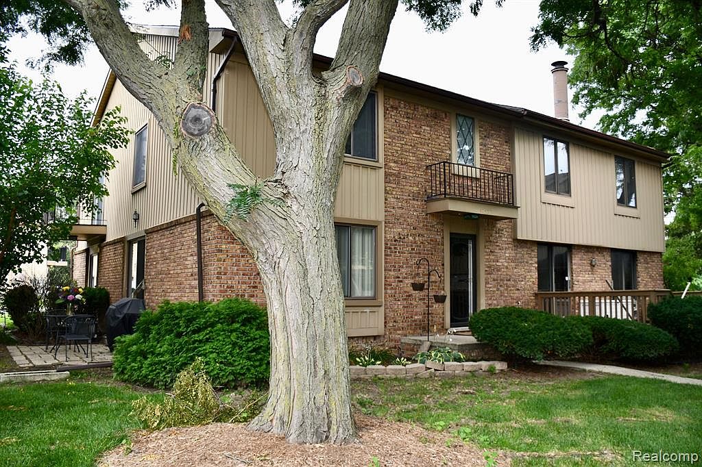 41578 Bedford Dr, Canton, MI 48187 Zillow