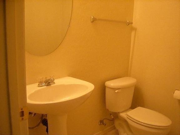 4th image of 7226 W Vista Ave