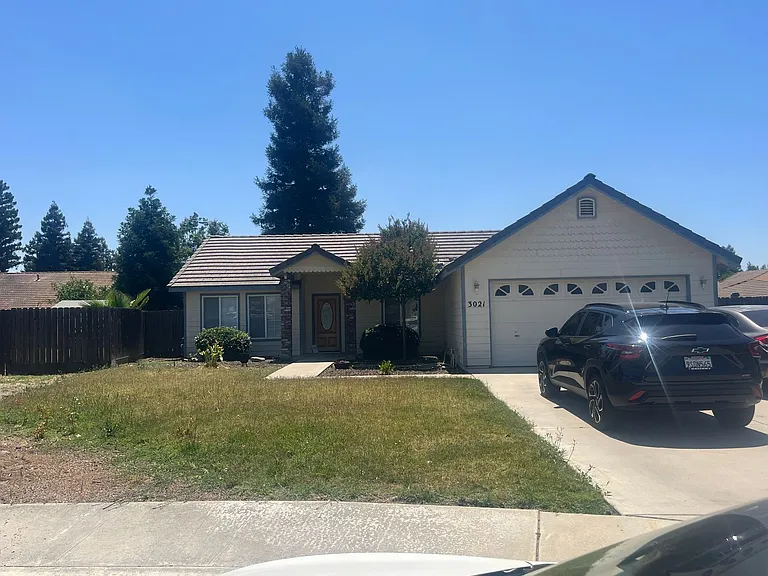 3021 W Loyola Ct — Photo 2