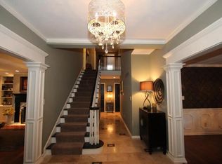 111 Riverview Park Dr, Columbus, OH 43214